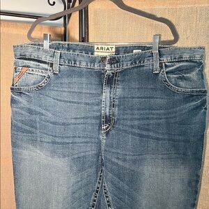 Ariat Blue Relaxed Fit Jeans with Timeless Appeal